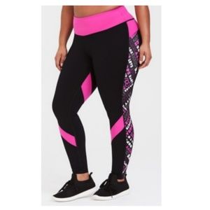 Hello Kitty Torrid Breast Cancer 